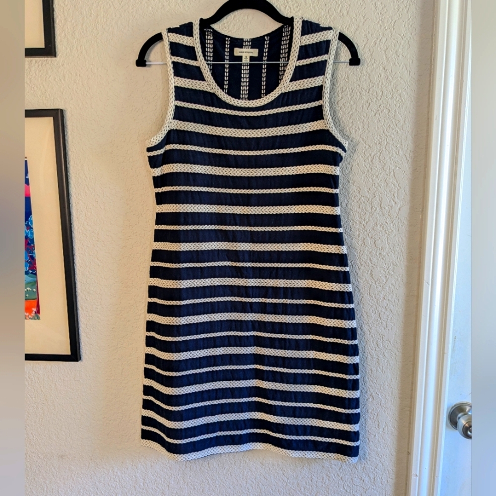 Max Studio Embroidered Shift Dress Nautical Navy and White Classic 100% Cotton